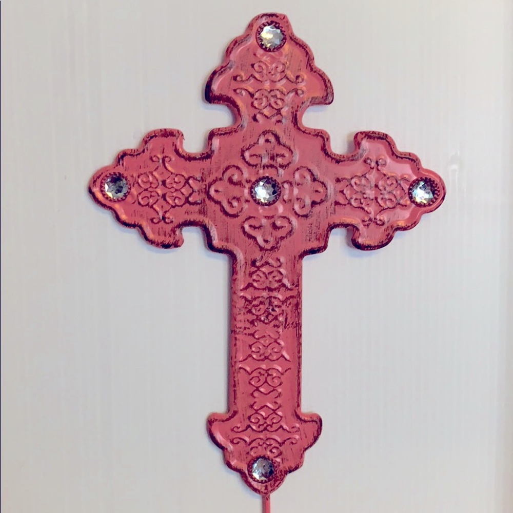 Cross Decor Color: Pink